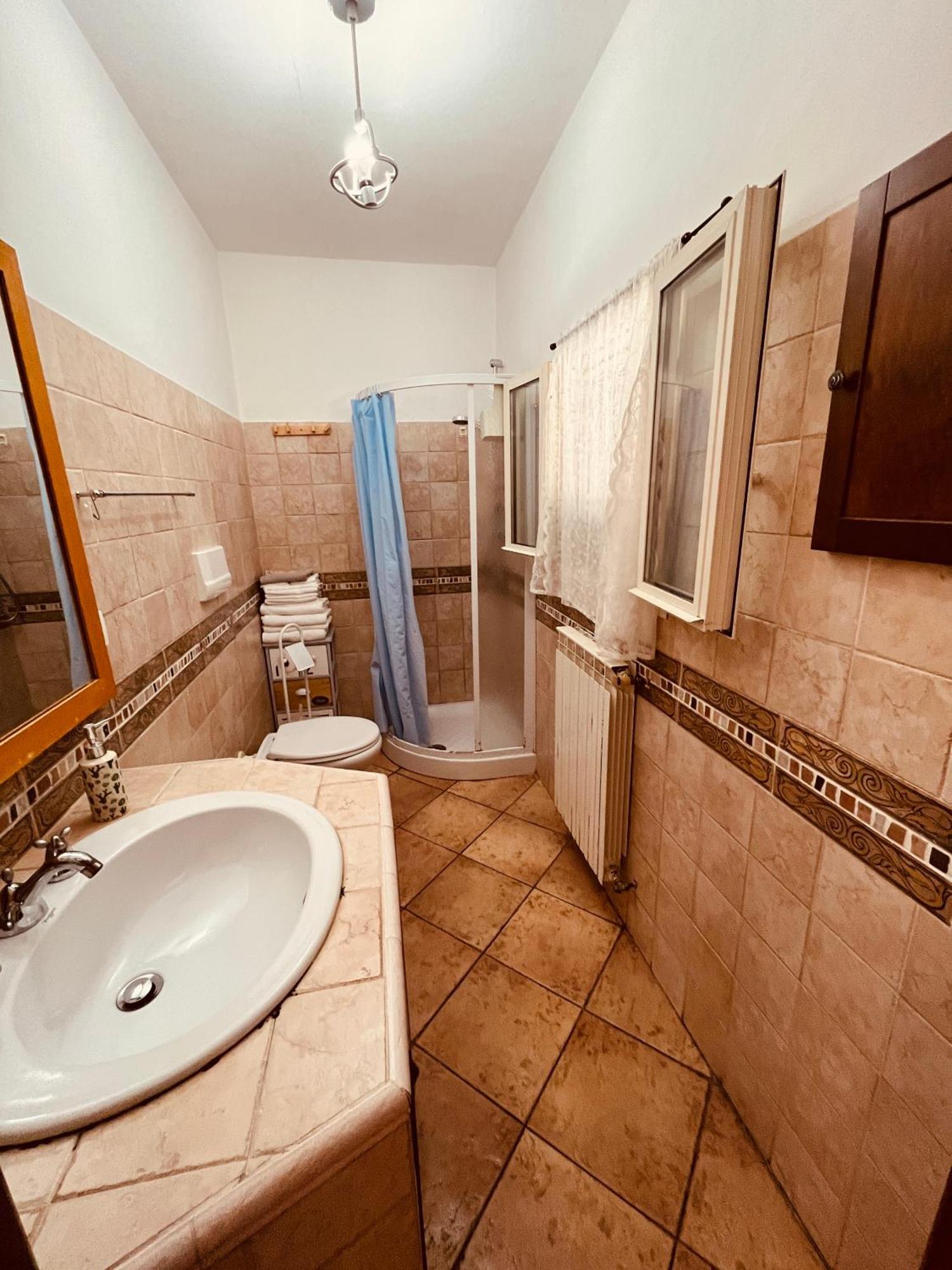 Eremomarino Apartment ليفورنو المظهر الخارجي الصورة